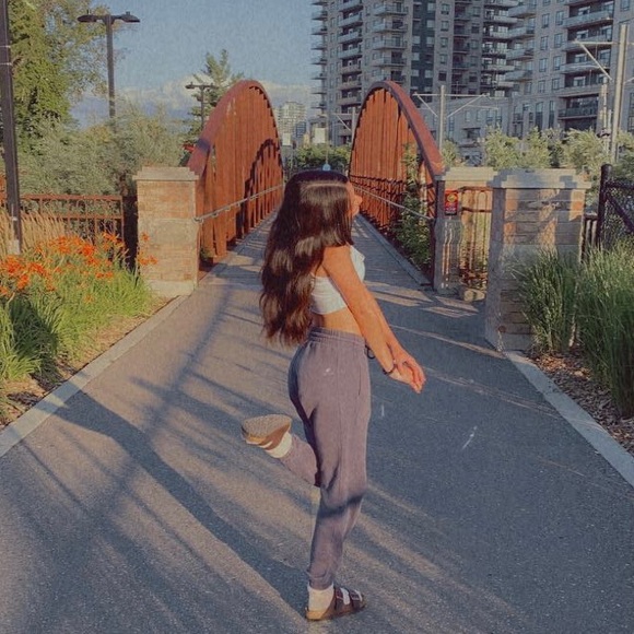 Meet your Posher, Lily - Picture 1 of 1